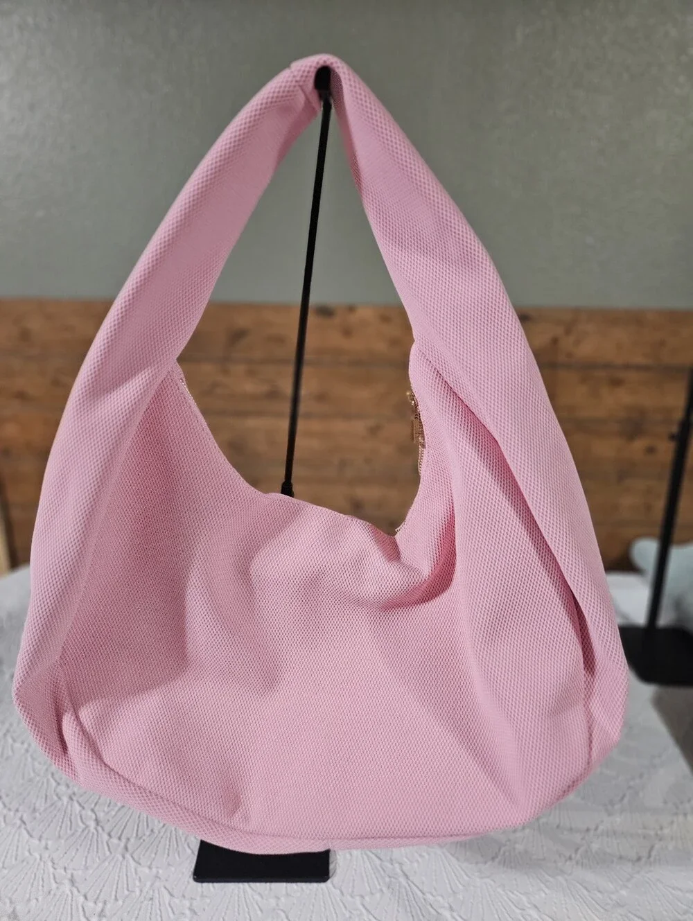 Shiraleah Pink Women’s Hobo Shoulder Bag Large New Condition